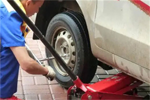 二附近拖车24小时服务热线电话