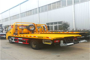 二附近拖车救援搭电