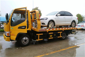 二附近拖车救援24小时服务热线